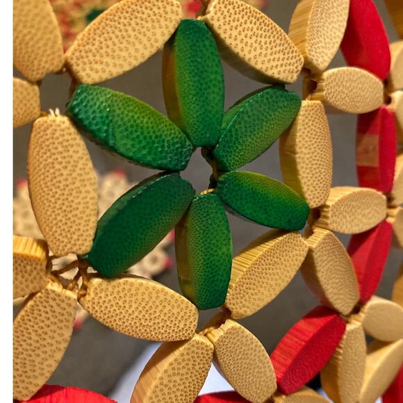 Christmas Bamboo Round Hot Plate Pads Trivets Placemats Retro Green Red MCM - Picture 9 of 12